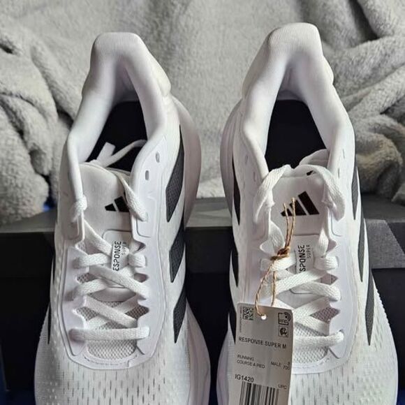 Adidas Response Super M IG1420 White/Black Men’s 8.5 – Brand New in Box - Picture 2 of 7